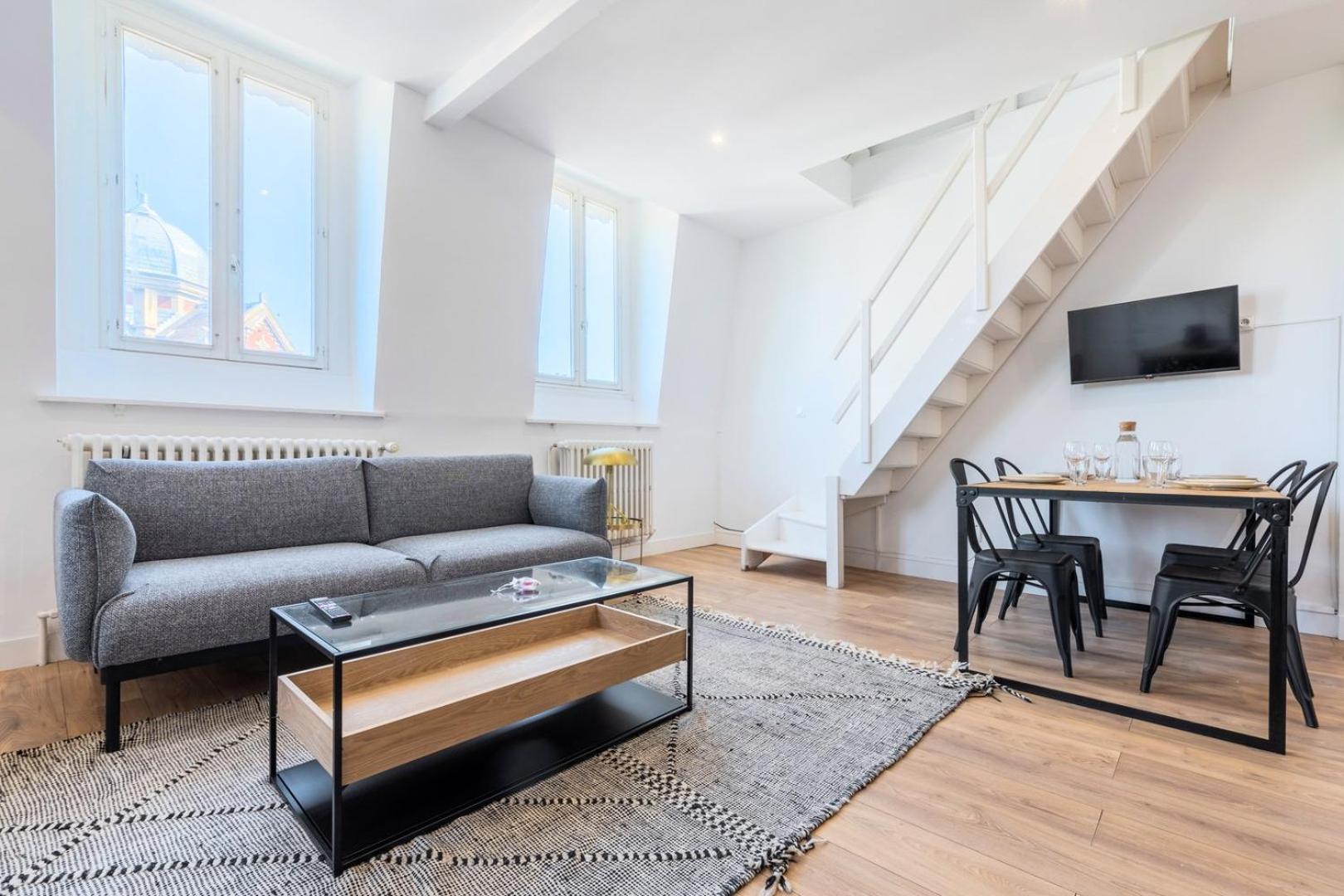 Duplex 2 Bedrooms 2 Bath Lille Exteriér fotografie